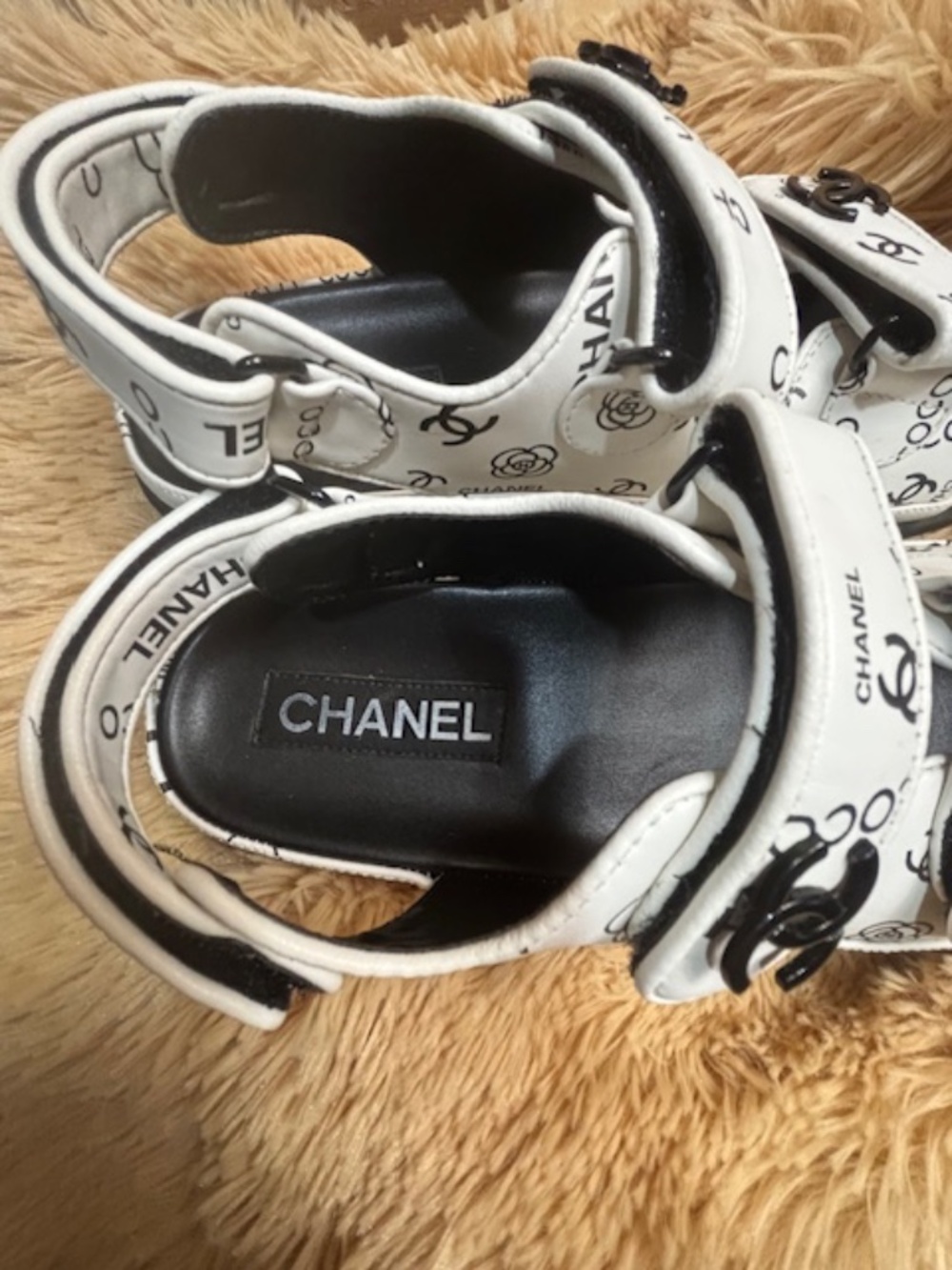 Chanel  2023 Authentic Mens white and black velcro Sandals - Picture 6 of 9